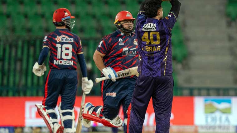 پی ایس ایل 11: کراچی کنگز کا کوئٹہ گلیڈی ایٹرز کو جیت کیلئے 182 رنز کا ہدف