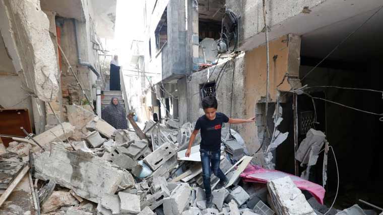 اسرائیلی فورسز کی مختلف پناہ گزین کیمپوں میں کارروائیاں، 3 فلسطینی شہید