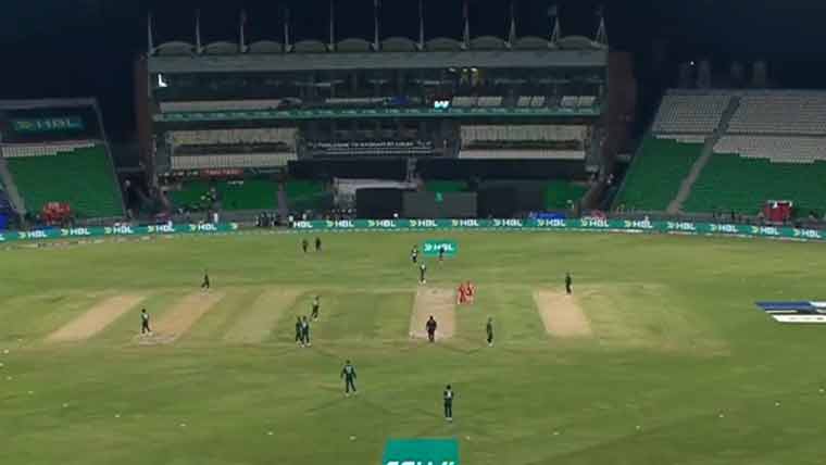 پی ایس ایل 11: اسلام آباد یونائیٹڈ کی ملتان سلطان کے خلاف بیٹنگ جاری