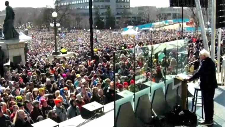 ایران کیخلاف جنگ عالمی قوانین کی خلاف ورزی، فوری ختم کی جائے: رہنما امریکی ڈیموکریٹک