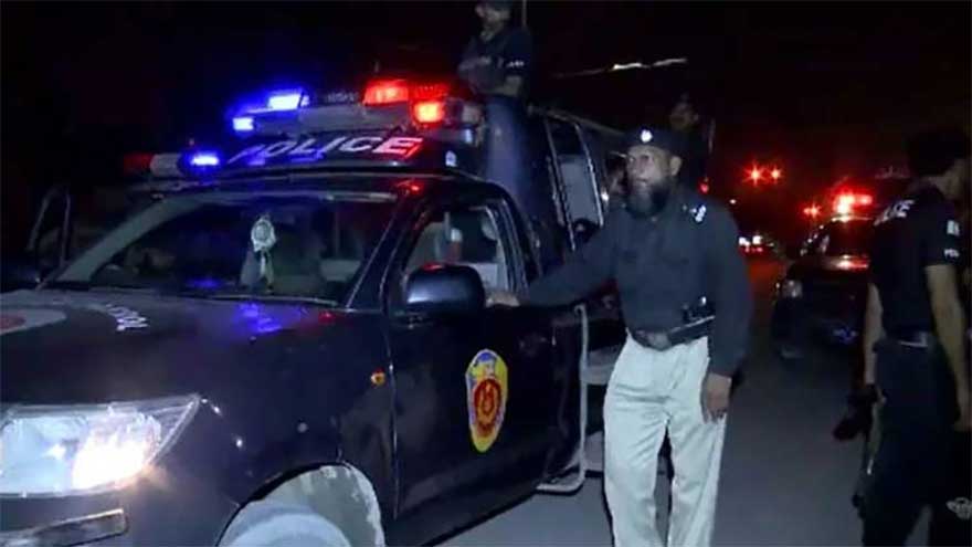 Two suspected robbers dead in Karachi 'encounters'