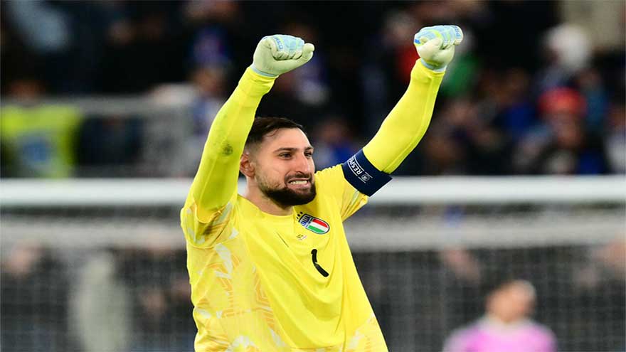 Italy chase World Cup spot as Kosovo bid to make debut