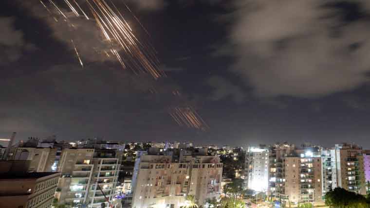 ایران کا بھرپور جواب: اسرائیل اور امریکی کمانڈ اینڈ کنٹرول مراکز، ویپن سپورٹ تنصیبات پر حملے