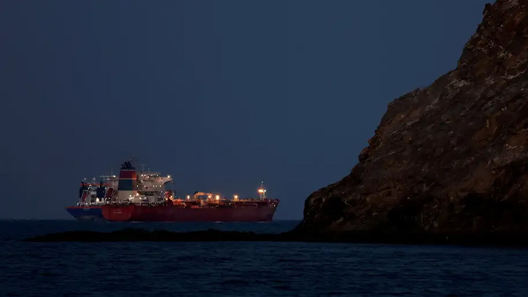 ٹرمپ ایران کے خلاف جنگ ختم کرنے پر آمادہ، چاہے آبنائے ہرمز بند رہے: امریکی اخبار