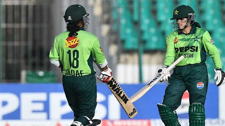 Pakistan women set 331-run target for Zimbabwe in first ODI