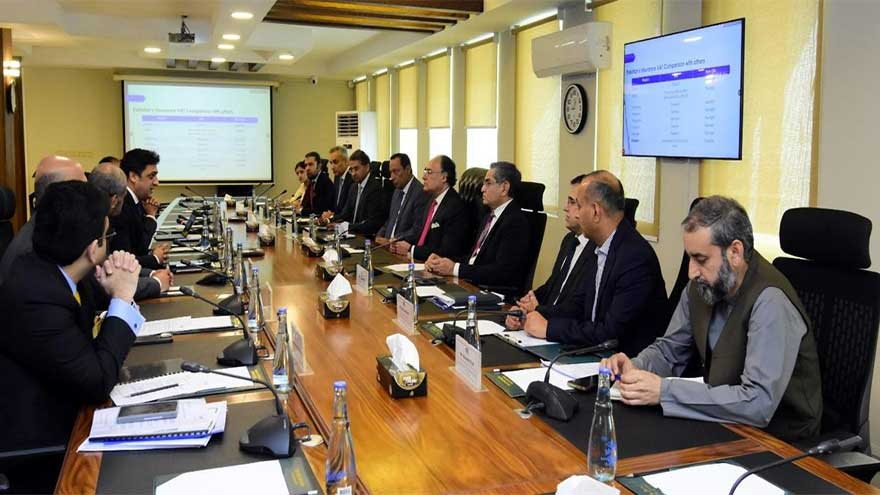 FinMin reviews insurance sector proposals for upcoming budget