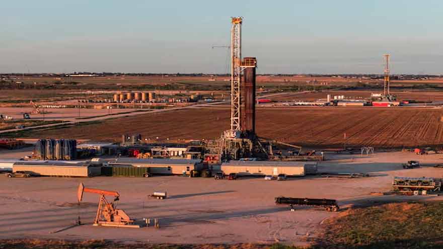 Oil prices rise about $1 as investors weigh Middle East peace prospects