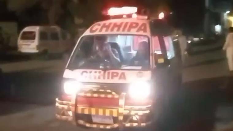 شہر قائد میں ڈکیتی مزاحمت پر زخمی ہونے والی خاتون جاں بحق