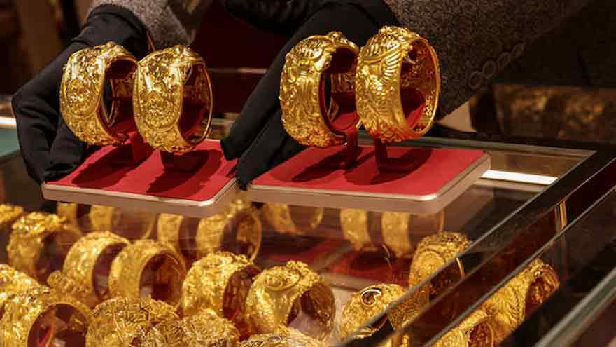 Gold on track for weekly gain on US-Iran deal prospects