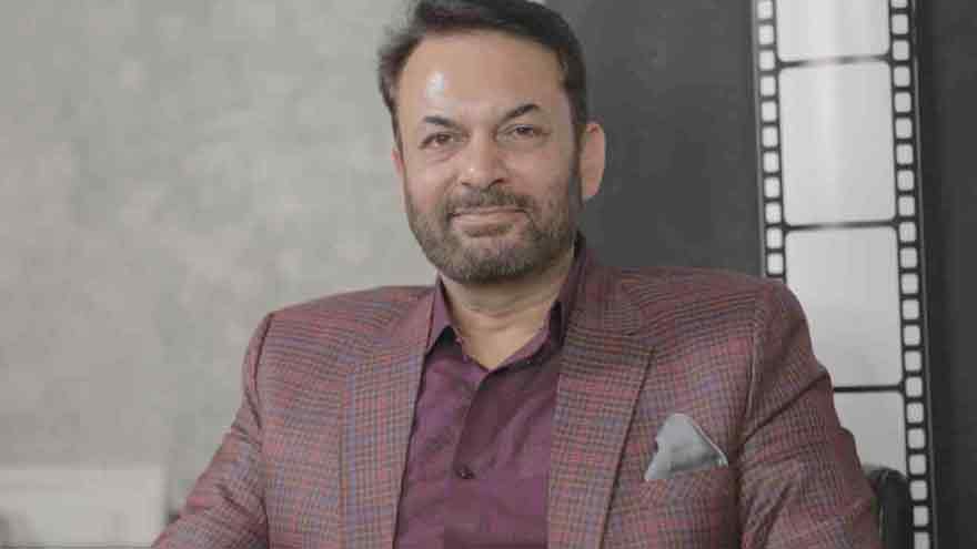 Nouman Masood calls on govt to ease early restaurant closure rules