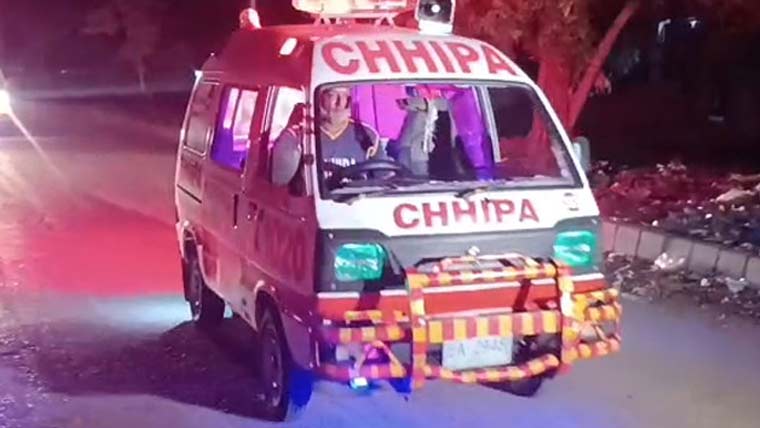 کراچی: تیز رفتار گاڑی کی ٹکر سے موٹر سائیکل سوار جاں بحق