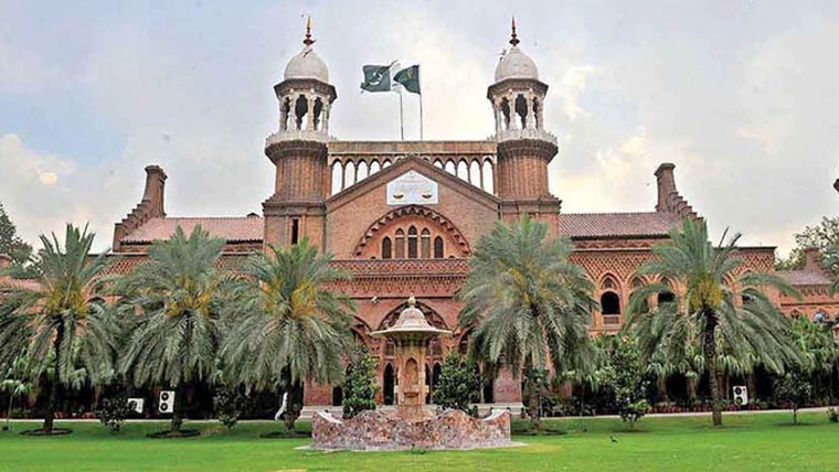پٹرولیم مصنوعات کی قیمتوں میں اضافہ لاہور ہائیکورٹ میں چیلنج کردیا گیا