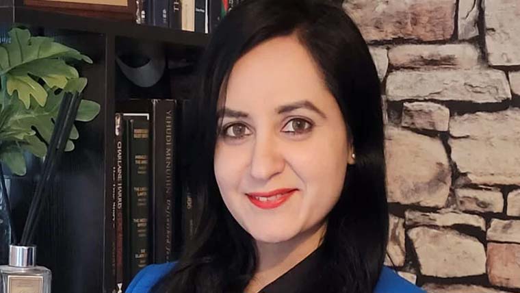 لندن: برٹش پاکستانی خاتون نواحی کونسل سے پہلی مسلمان کونسلر منتخب