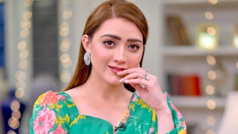اداکارہ مومنہ اقبال کی جلد شادی بارے خبریں زیر گردش