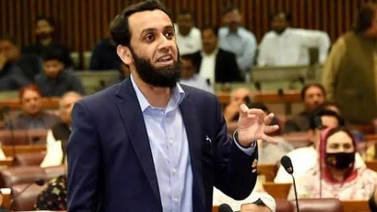 میڈیا ورکرز کا تحفظ حکومت کی اولین ترجیح ہے، عطا تارڑ