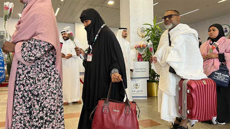 Over 61,000 Pakistani pilgrims arrive in Saudi Arabia for Hajj