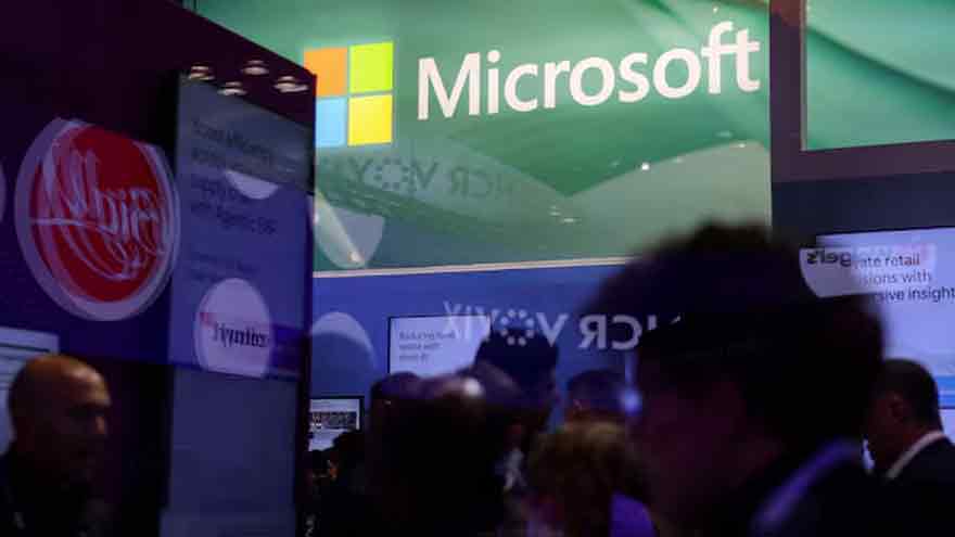 Microsoft eyeing startup deals for life after OpenAI