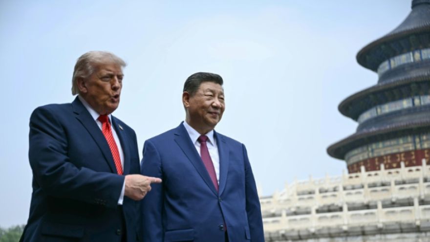 Trump says Xi offered help to open Hormuz Strait, vowed not to arm Iran