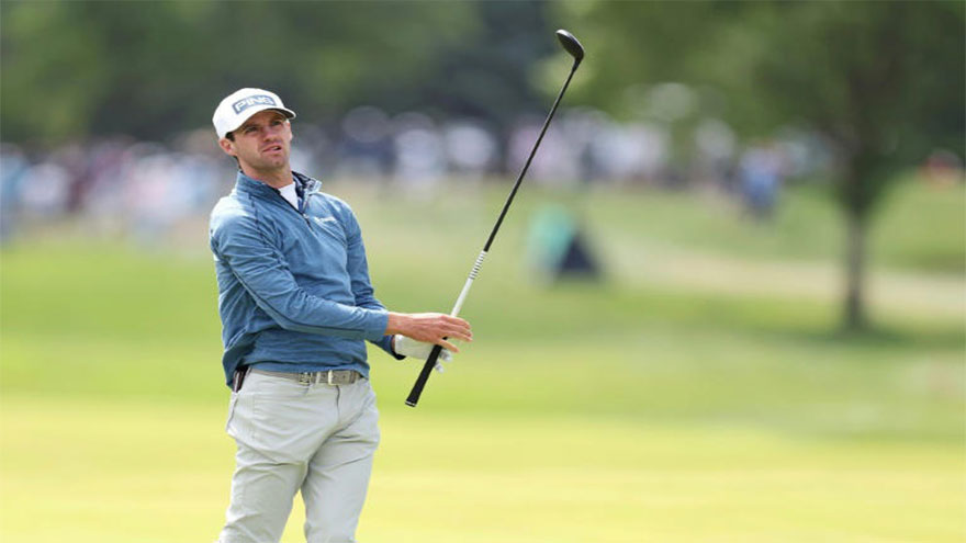 Smalley seizes PGA lead with Matsuyama making a charge