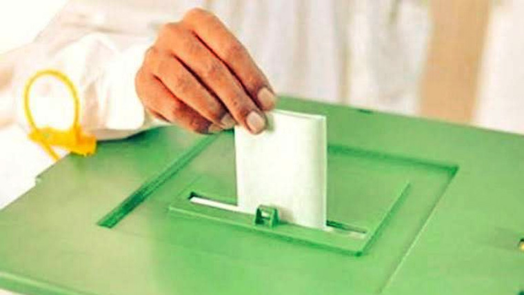 سندھ میں 13 نشستوں پر ضمنی بلدیاتی انتخابات کیلئے ووٹنگ
