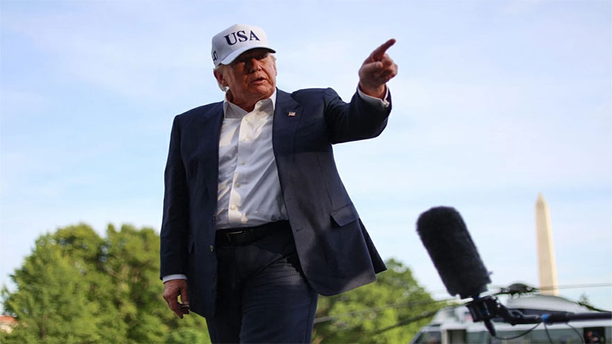 Trump issues dire warning to Iran to accept peace deal