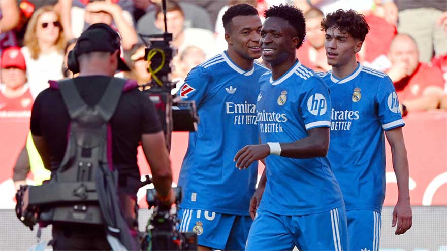 Sevilla safe despite Real Madrid defeat, Mallorca on brink