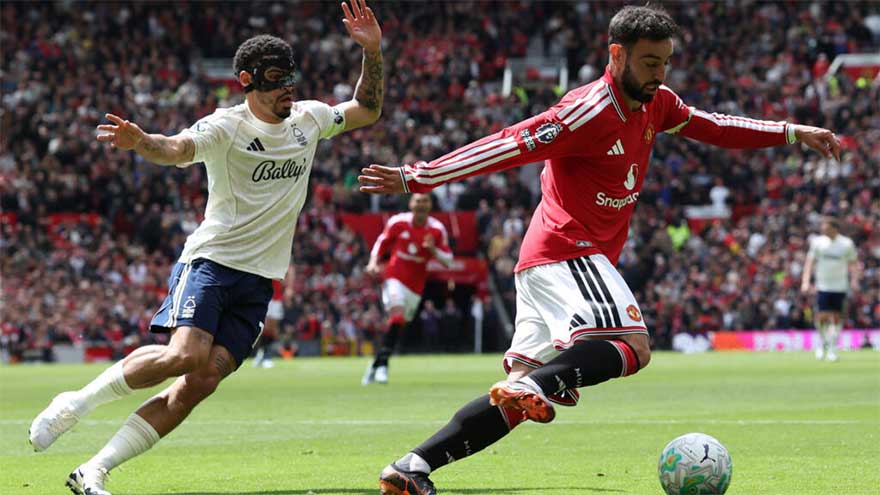 Fernandes equals assist record as Man Utd edge Forest thriller