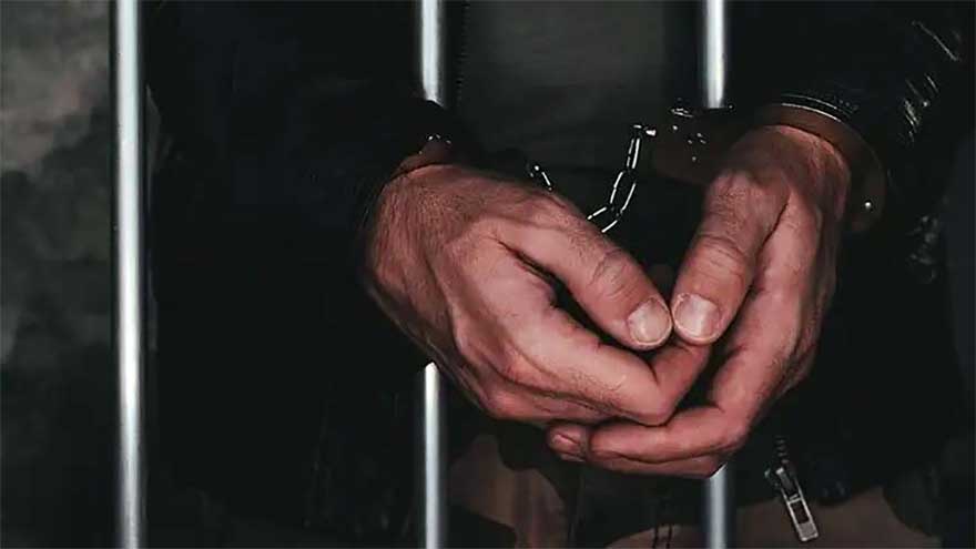 Gang involved in WhatsApp fraud, mobile hacking busted