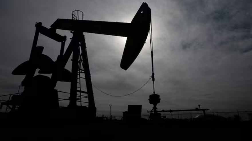 Oil falls over 2pc as Trump says he holds off scheduled attack on Iran