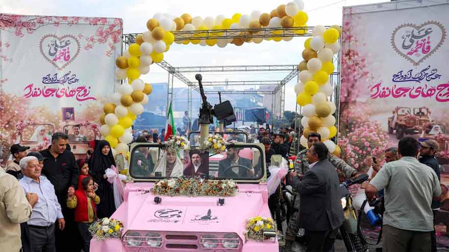 Iran stages mass weddings for couples ready for war sacrifice