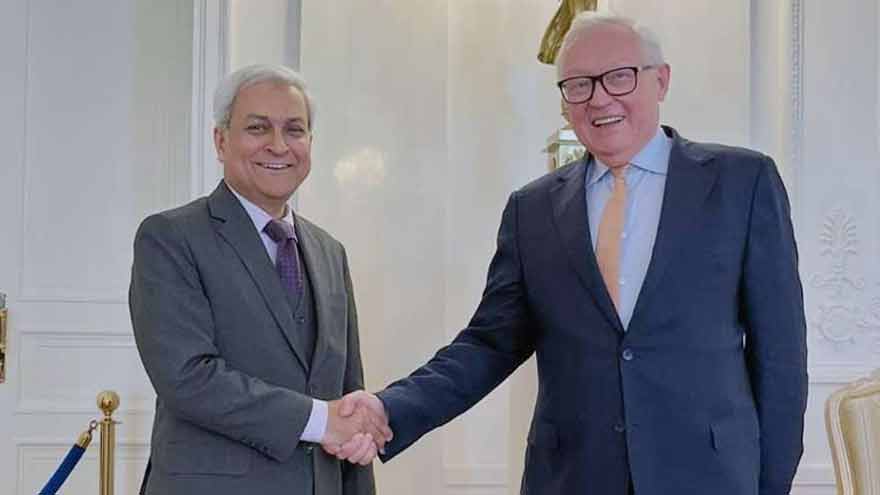 Pakistan, Russia hold strategic talks in Moscow