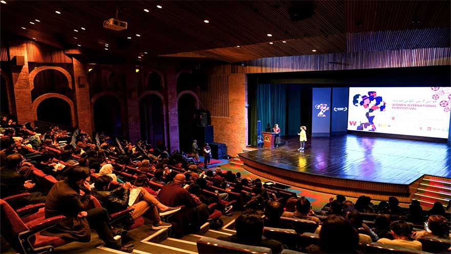 Alhamra plans to revive quality commercial theatre in Punjab