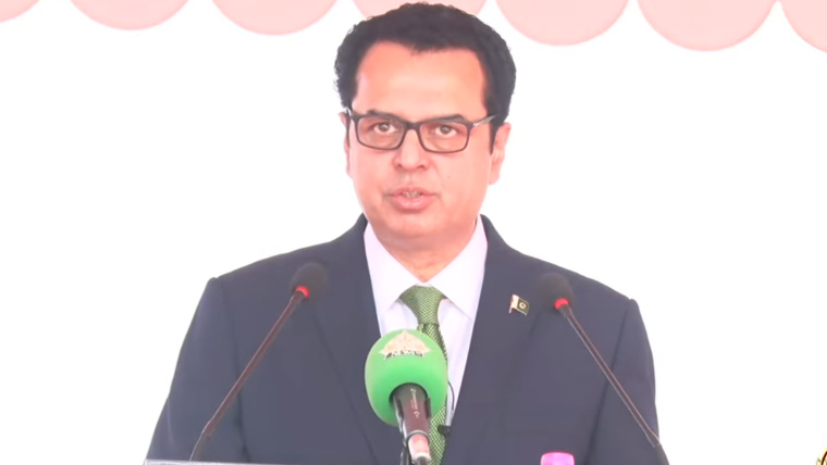 رواں سال سمگلنگ میں 80 فیصد کمی ہوئی: وزیر مملکت طلال چودھری