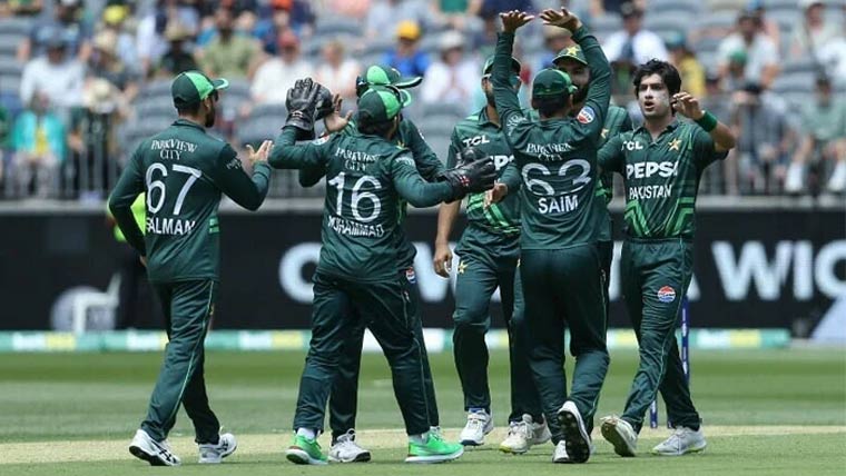 آسٹریلیا کیخلاف ہوم سیریز کے لیے قومی ٹیم کے 16 رکنی سکواڈ کا اعلان