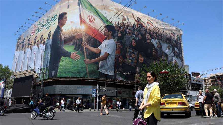 Qatari negotiating team in Tehran to help secure US-Iran deal to end war, says source