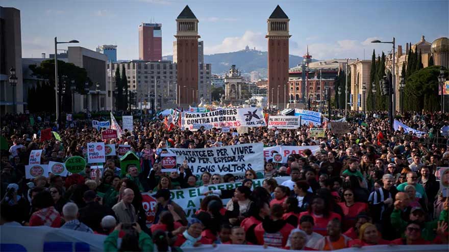 Thousands in Spain's capital protest increasing housing costs