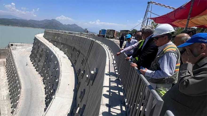 Wapda chairman visits Tarbela Dam, stresses timely completion of fifth extension project