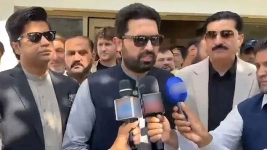Prince Rahim Aga Khan assures investment in KP: Sohail Afridi