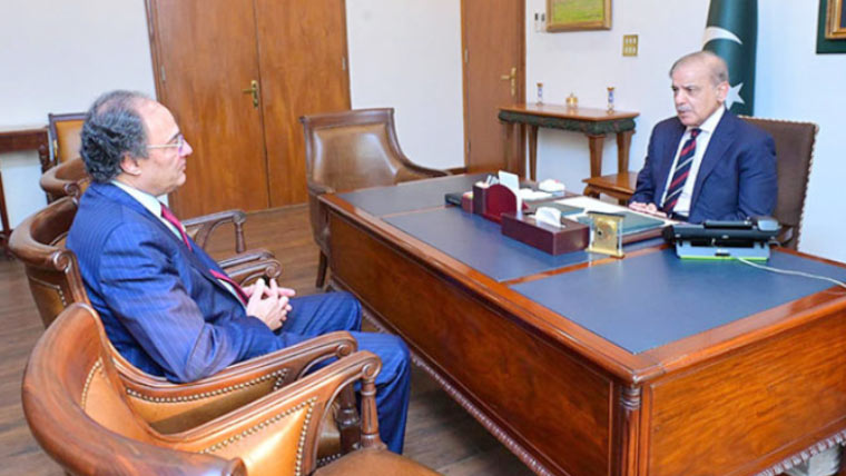 آئل مارکیٹنگ کمپنیوں سے 72 ارب روپے ونڈ فال منافع واپس لینے کی تیاریاں، کمیٹی قائم