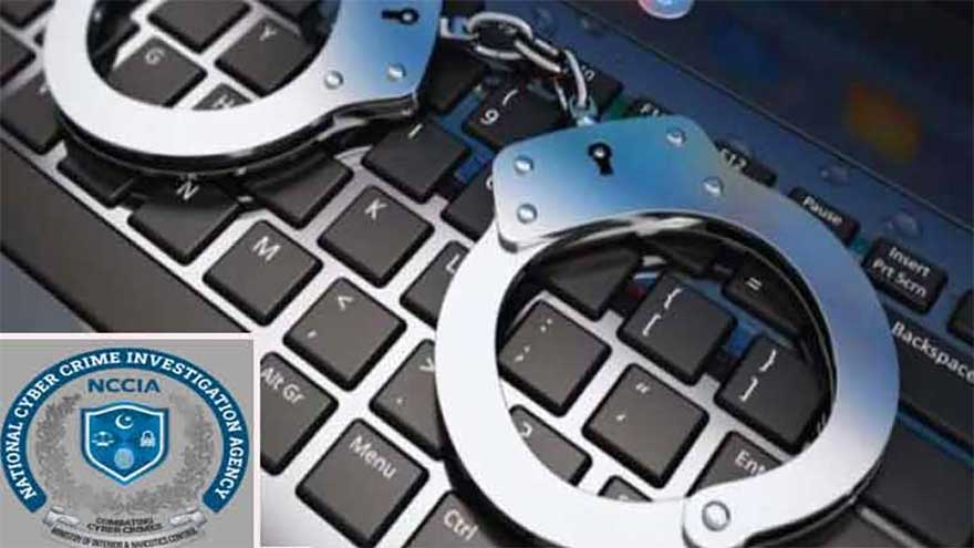 Karachi cracks down on dumping of sacrificial waste, eight arrested in Keamari