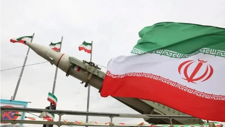 ایران کا جوابی وار، امریکی فضائی اڈے پر حملے کا دعویٰ
