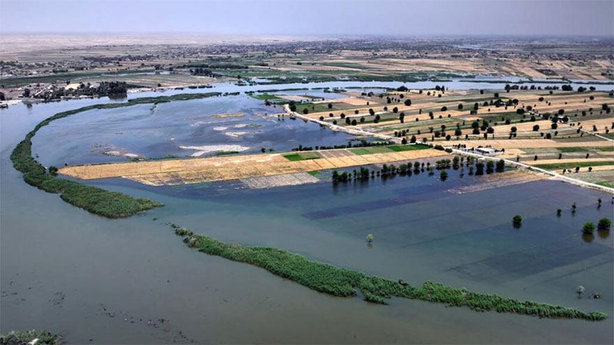 Flooding in north and east Syria as Euphrates level rises