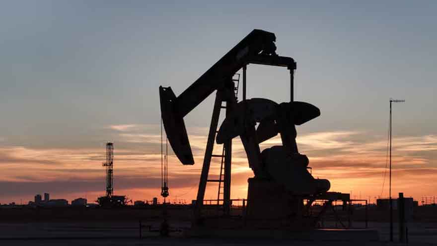 Oil falls slightly on reports of potential US-Iran ceasefire deal