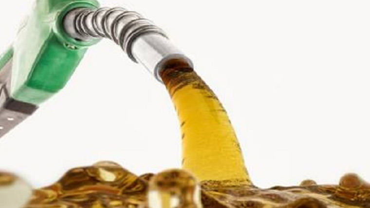 جیٹ فیول اور لائٹ ڈیزل آئل کی قیمتوں میں بڑی کمی، نوٹیفکیشن جاری