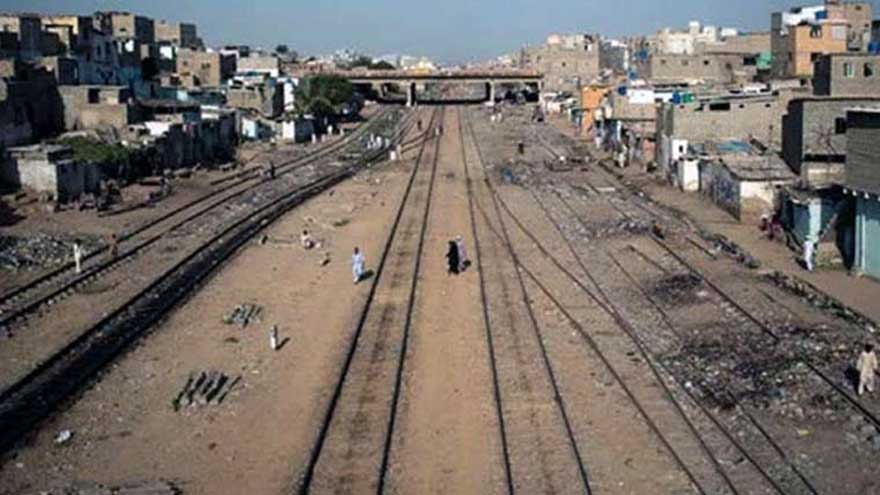 Karachi land mafia operation recovers railway property worth 1.42 billion rupees