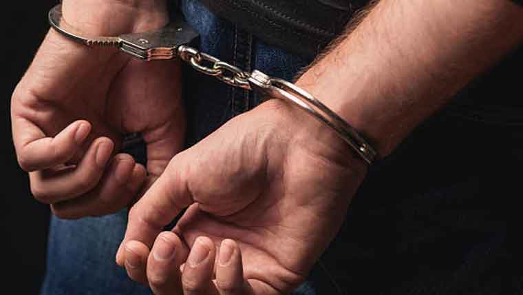 اوکاڑہ: کمسن بچی کو ہراساں والا مرکزی ملزم ساتھی سمیت گرفتار