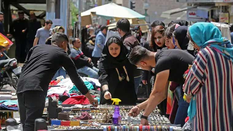 ایران میں مہنگائی کی شرح 83 سال کی بلند ترین سطح پر پہنچ گئی