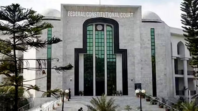 دوا فروخت کرنے کیلئے ڈاکٹر بھی لائسنس کا پابند ہے، وفاقی آئینی عدالت