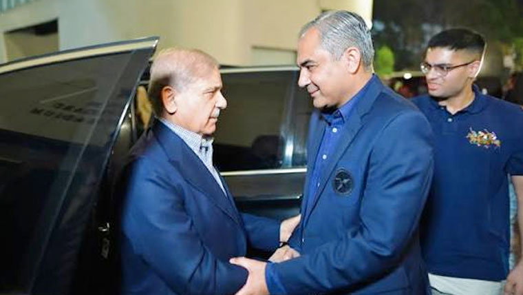 وزیراعظم کی محسن نقوی سے ملاقات، خیبرپختونخوا میں امن و امان کیلئے سخت فیصلوں پر غور