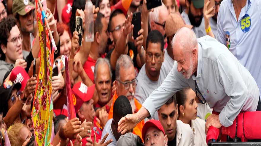 Brazil presidential vote pits Trump ally against Lula, who is seeking a 4th nonconsecutive term